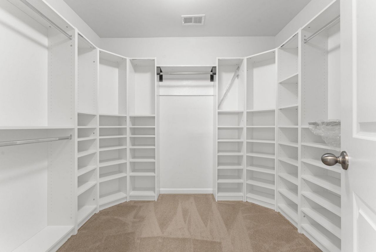 228 Firewheel Court Photo 35