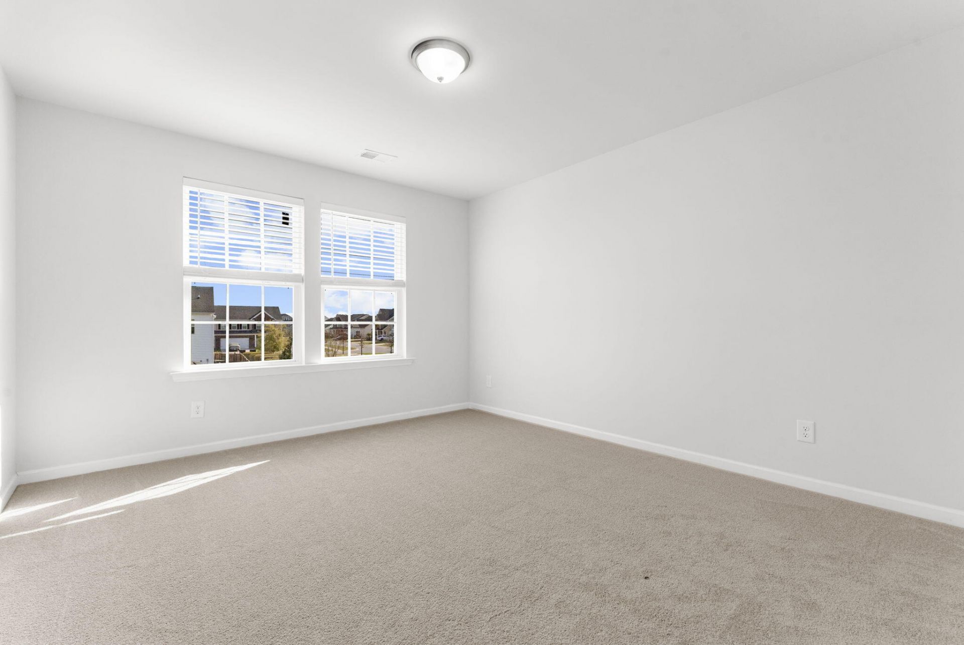 228 Firewheel Court Photo 38