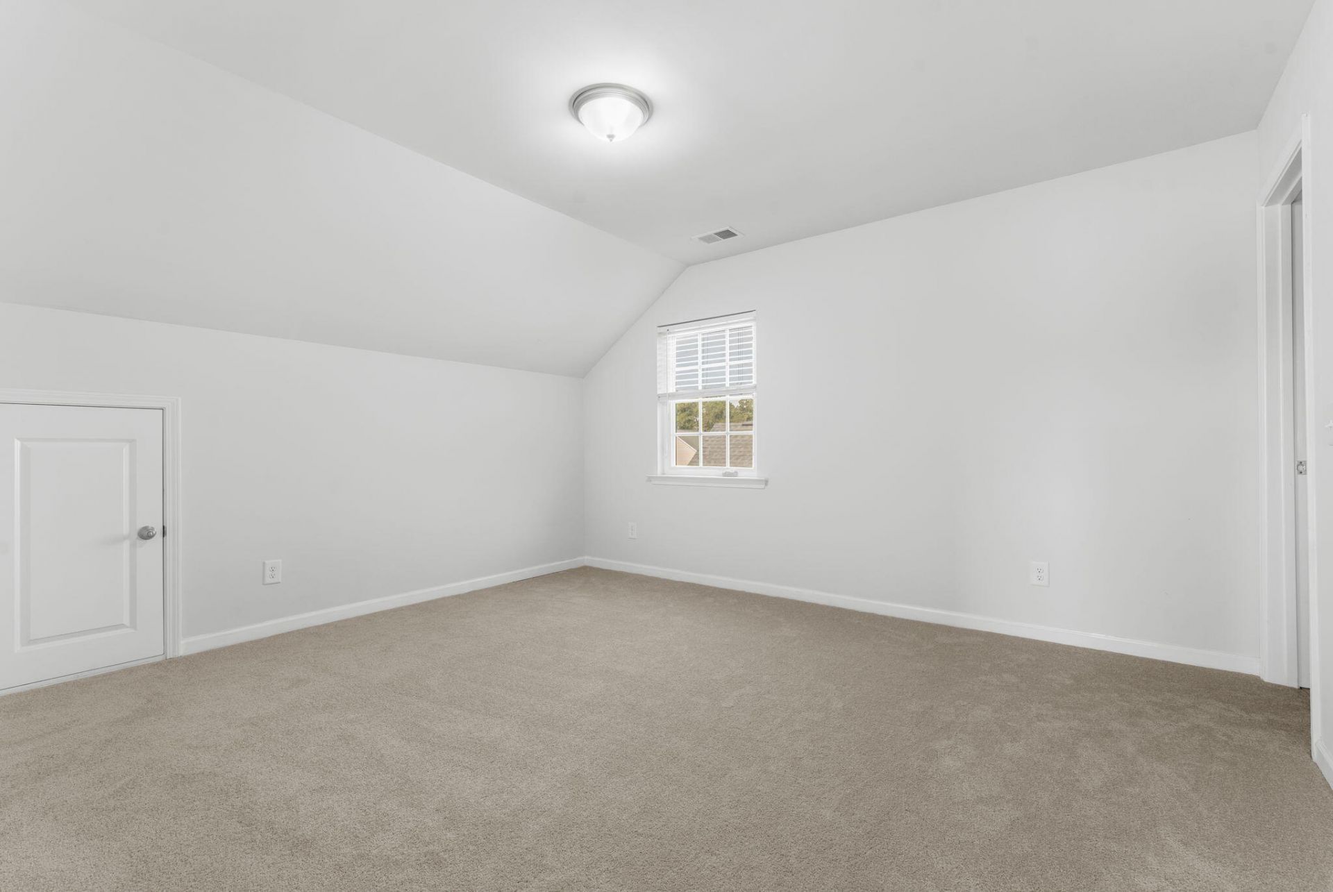 228 Firewheel Court Photo 47