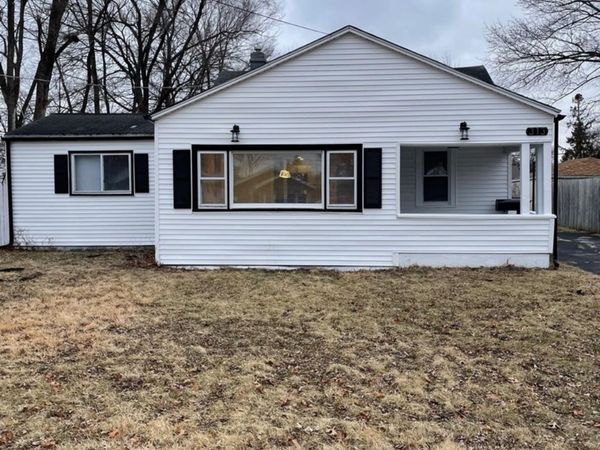 313 Grand Boulevard , Loves Park, IL 61111