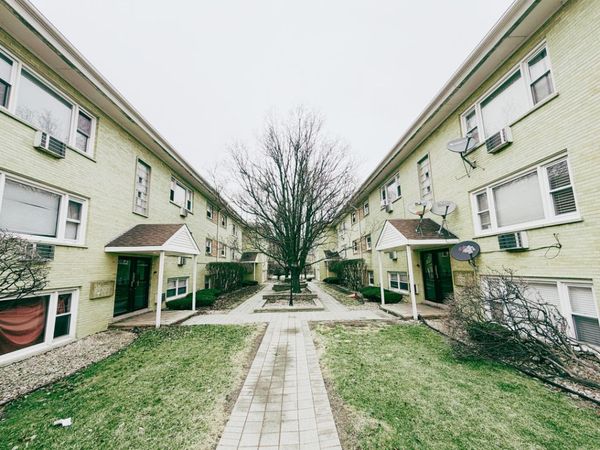 6630 W 95TH Street , Unit 1B, Oak Lawn, IL 60453
