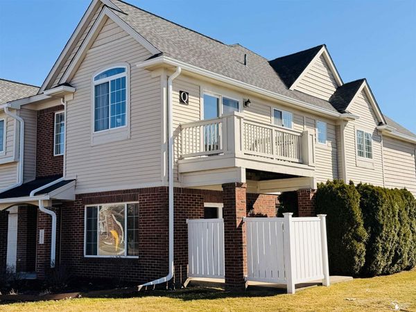 24031 Fairlane Boulevard, Woodhaven, MI 48183