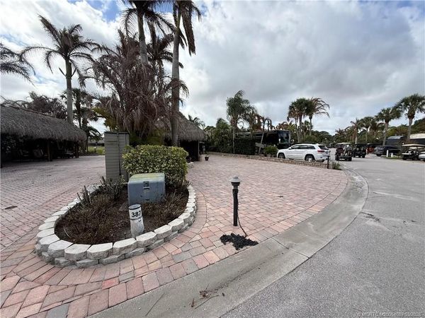 387 NW Boundary Drive, Port St Lucie, FL 34986