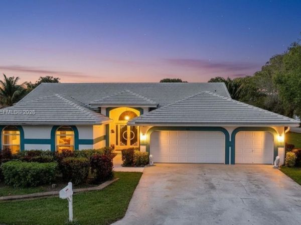 106 SW 85th Ter , Coral Springs, FL 33071