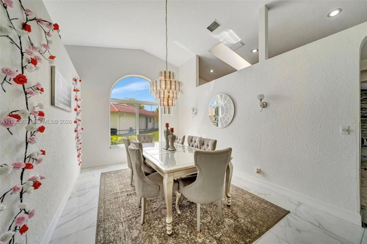 106 SW 85th Ter , Coral Springs, FL 33071 Photo