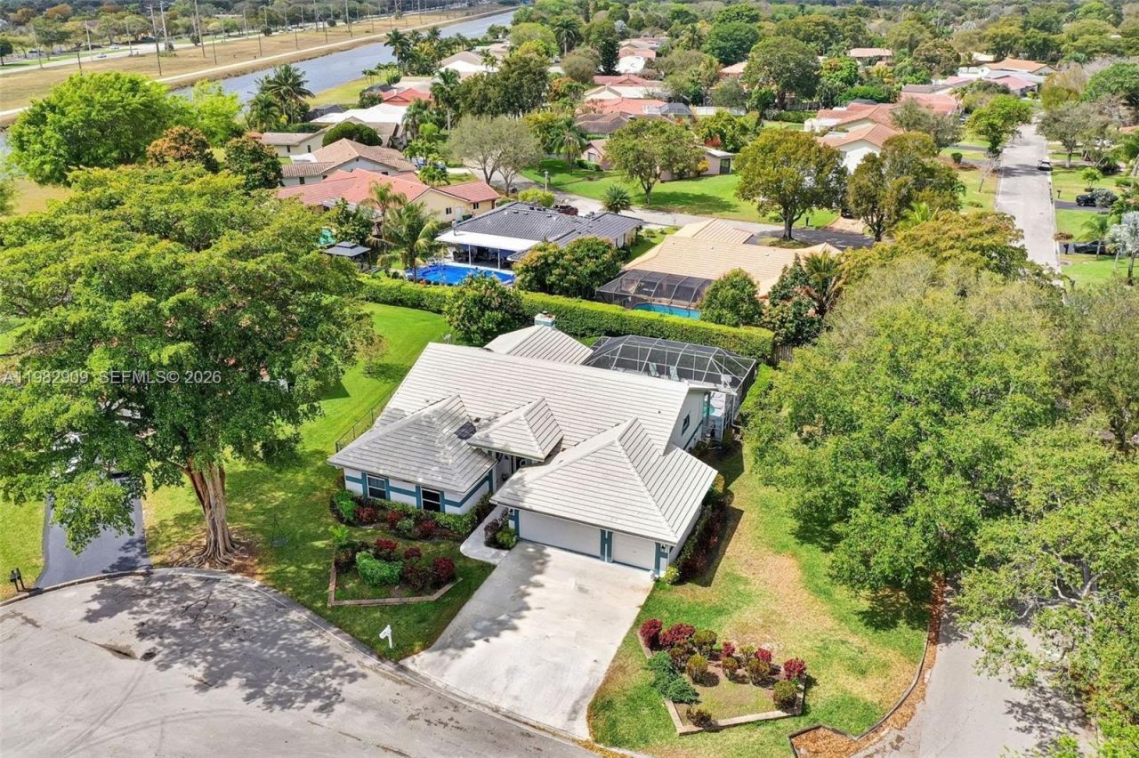 106 SW 85th Ter , Coral Springs, FL 33071 Photo