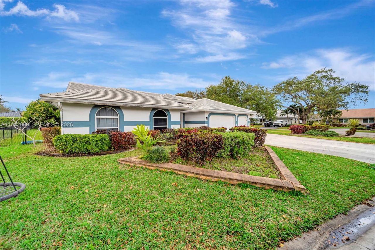 106 SW 85th Ter , Coral Springs, FL 33071 Photo