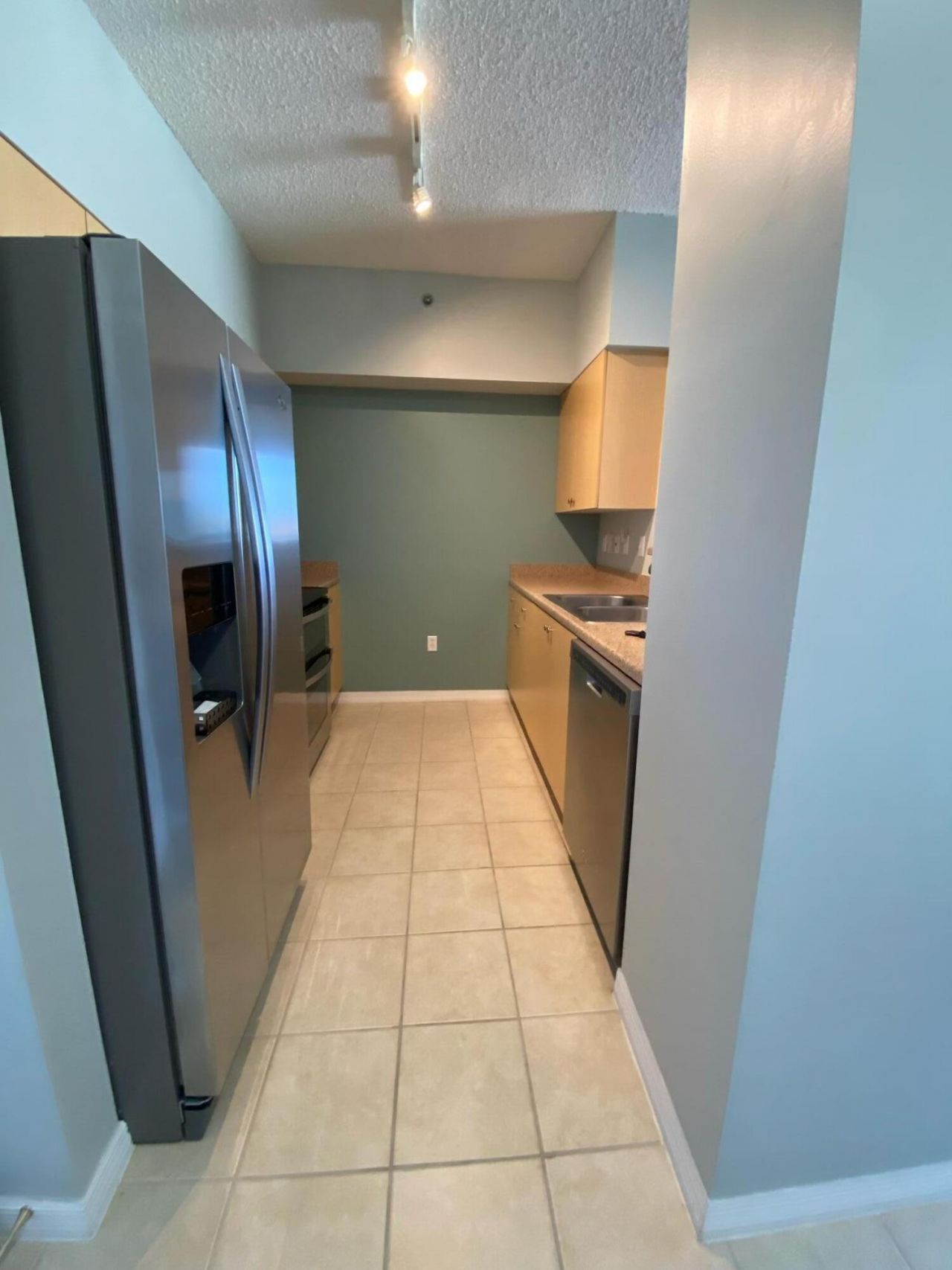 616 Clearwater Park Road, Unit 708, West Palm Beach, FL 33401 Photo