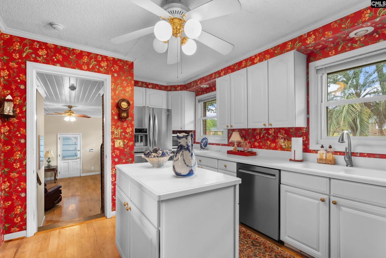 6801 Patricia Drive Photo 8