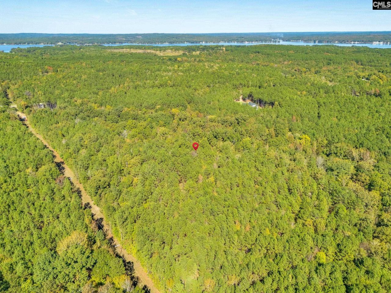 290 Retreat Way Photo 4