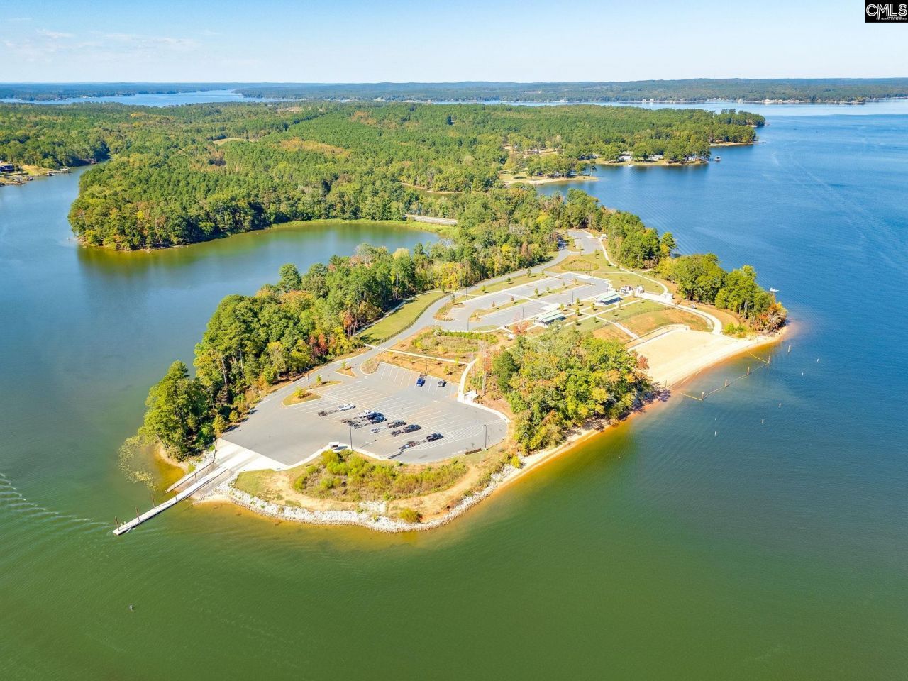 290 Retreat Way Photo 9