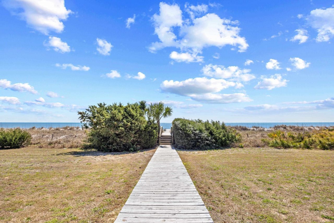 5601 N Ocean Blvd. Photo 35