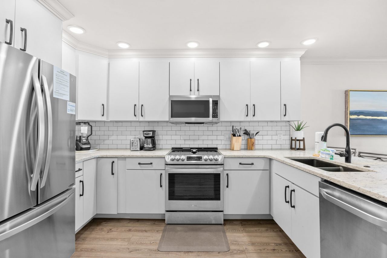 5601 N Ocean Blvd. Photo 9