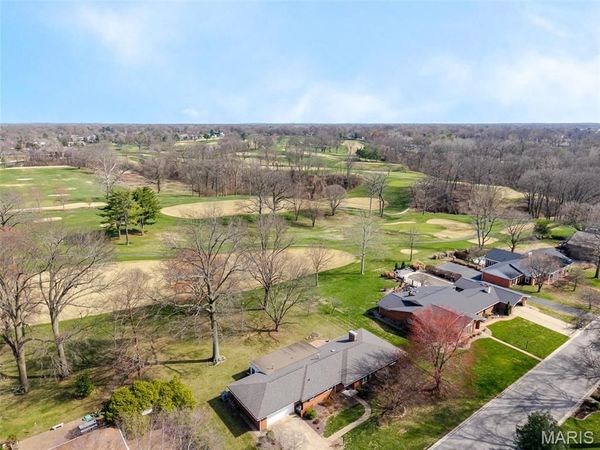 120 South Fairway Drive, Belleville, IL 62223