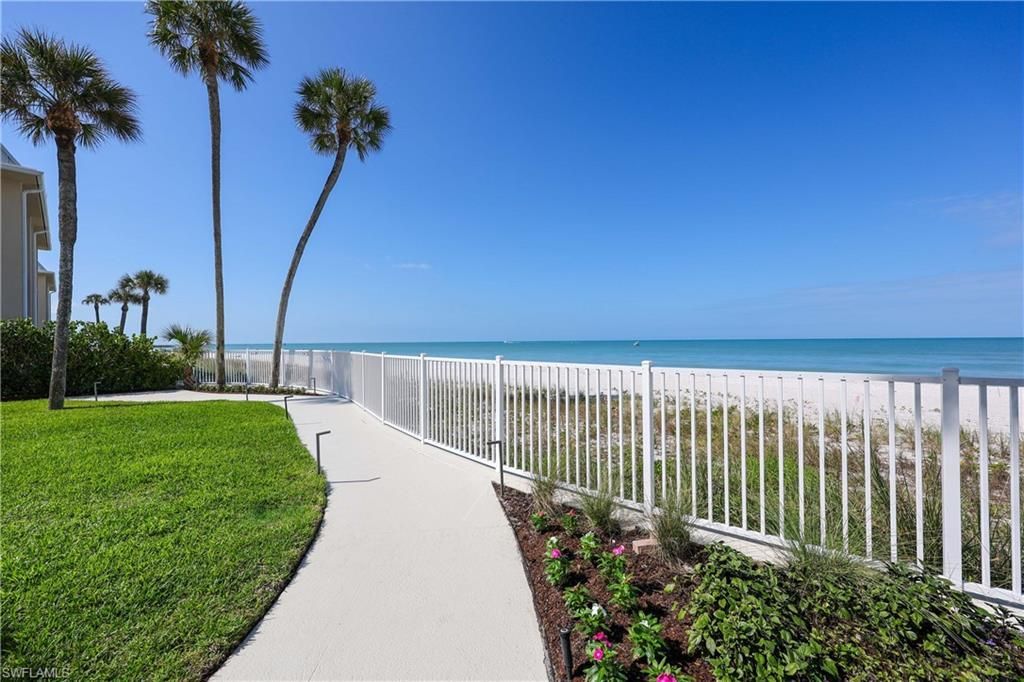2885 Gulf Shore Blvd N, Unit 801, Naples, FL 34103 Photo