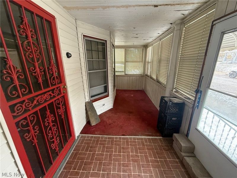 677 Eddy Road, Cleveland, OH 44108 Photo 4