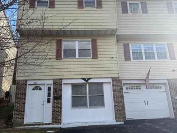 1322 FAIRVIEW STREET , READING, PA 19602