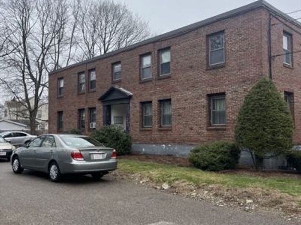 15 Weston Court, Unit 10, Braintree, MA 02184