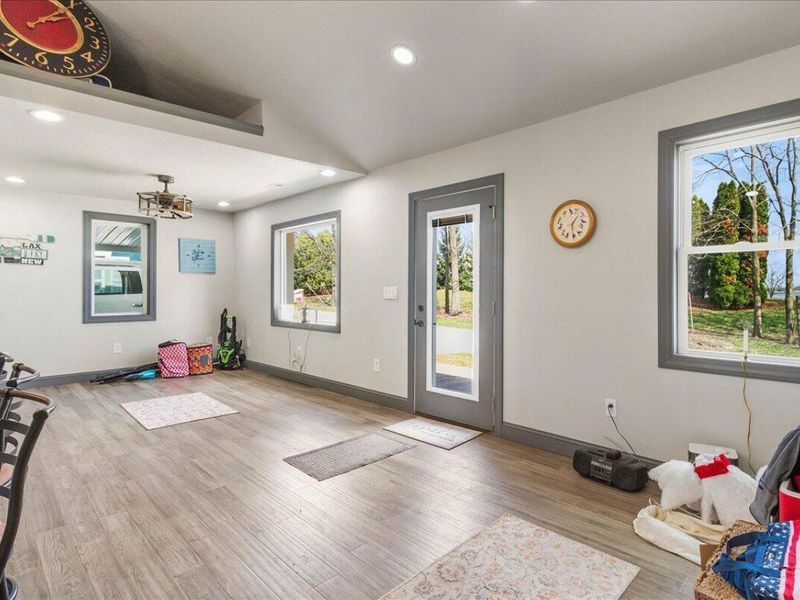 9631 Fairview Avenue, Lakeview, OH 43331 Photo 12