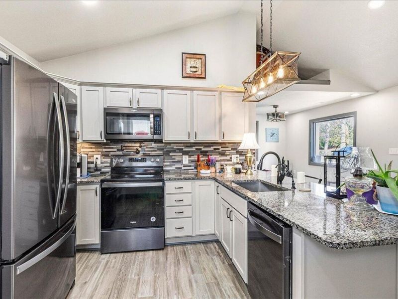 9631 Fairview Avenue, Lakeview, OH 43331 Photo 19