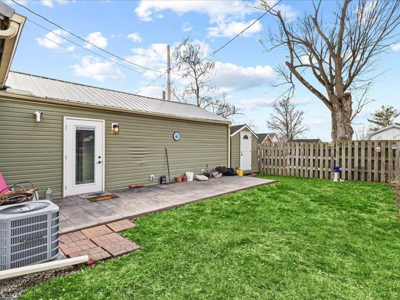 9631 Fairview Avenue, Lakeview, OH 43331 Photo 32