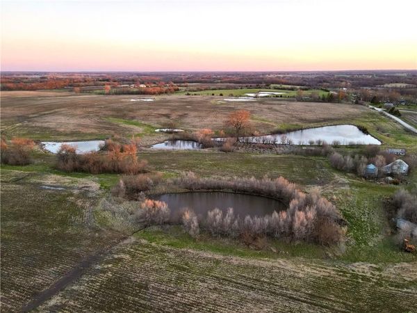 22623 S Propect Avenue, Cleveland, MO 64734