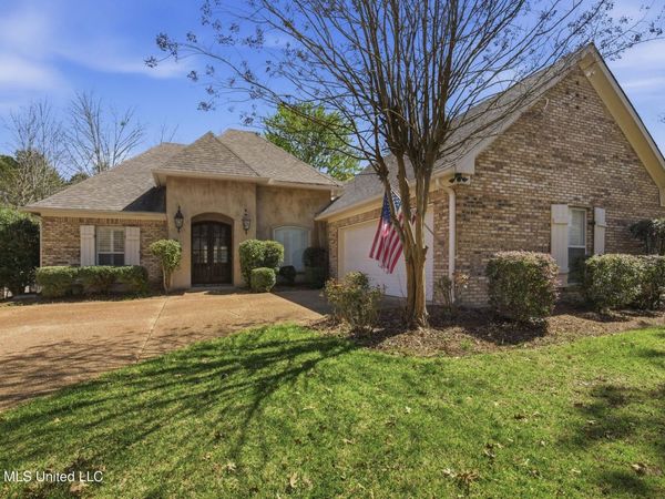 150 French , Madison, MS 39110