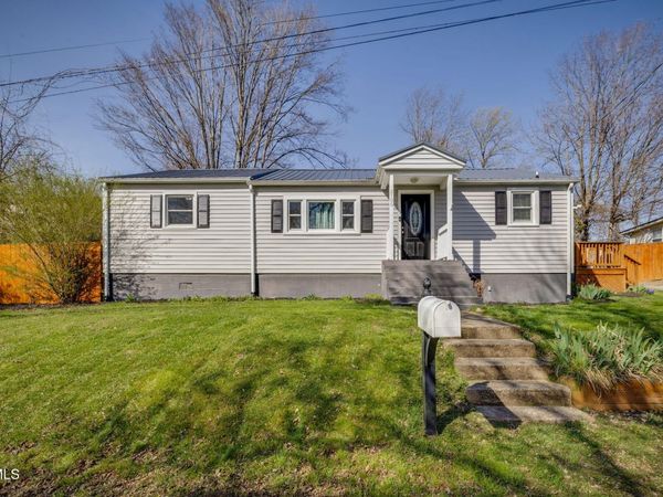 2706 Gray Street, Johnson City, TN 37604