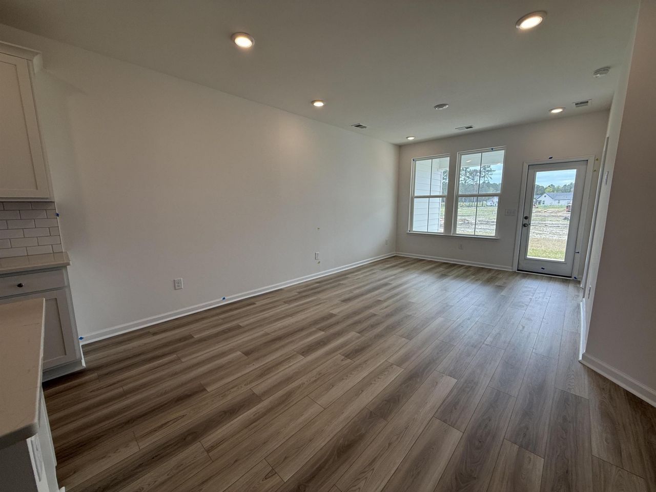 645 Bolder Way Photo 4