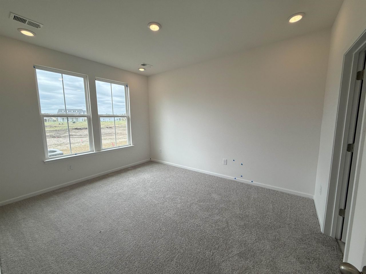 645 Bolder Way Photo 5