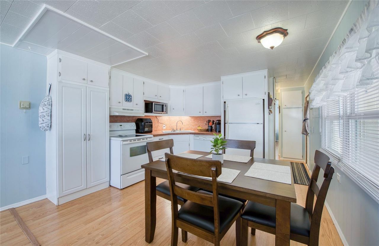 18675 Us Highway 19 N, Unit 328, Clearwater, FL 33764 Photo