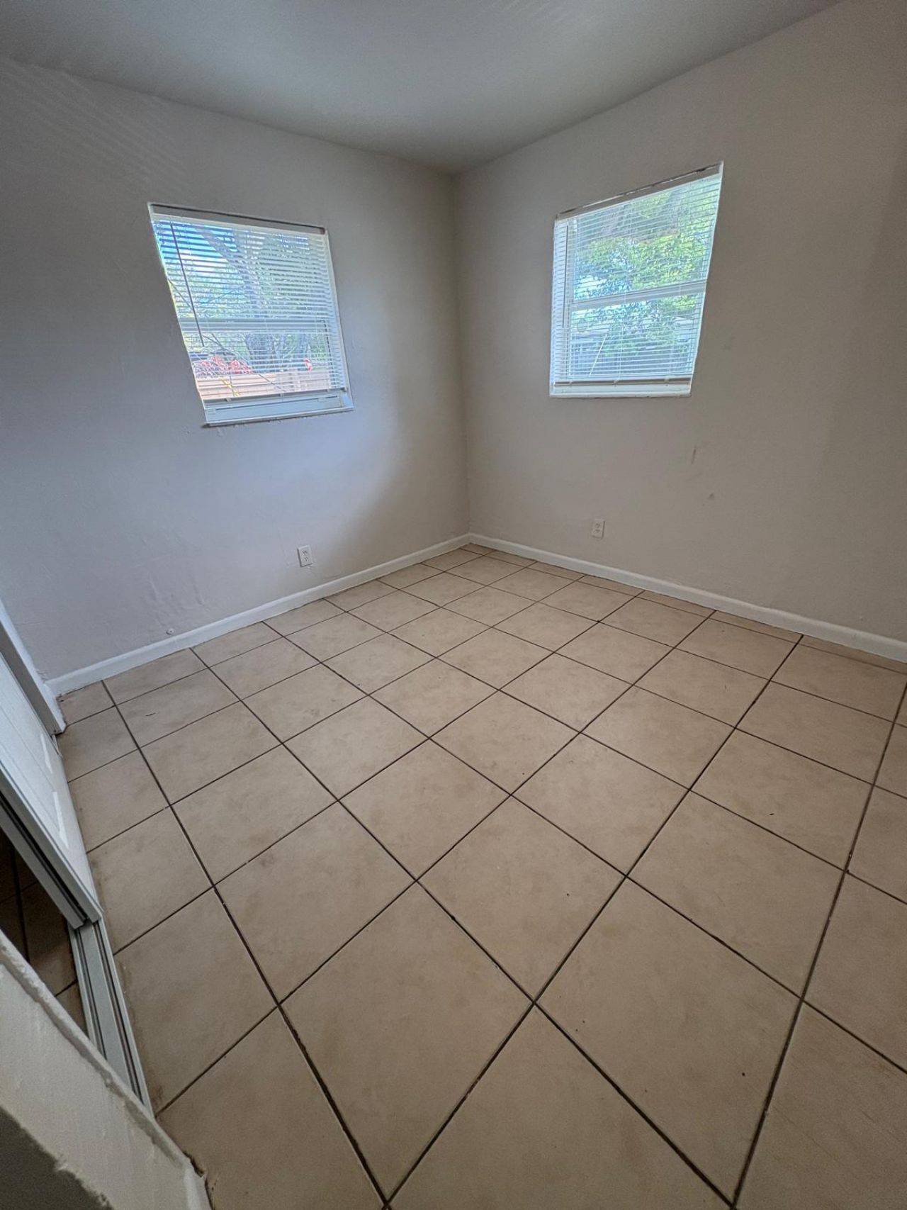 900 NW 17th Avenue, Unit East, Fort Lauderdale, FL 33311 Photo