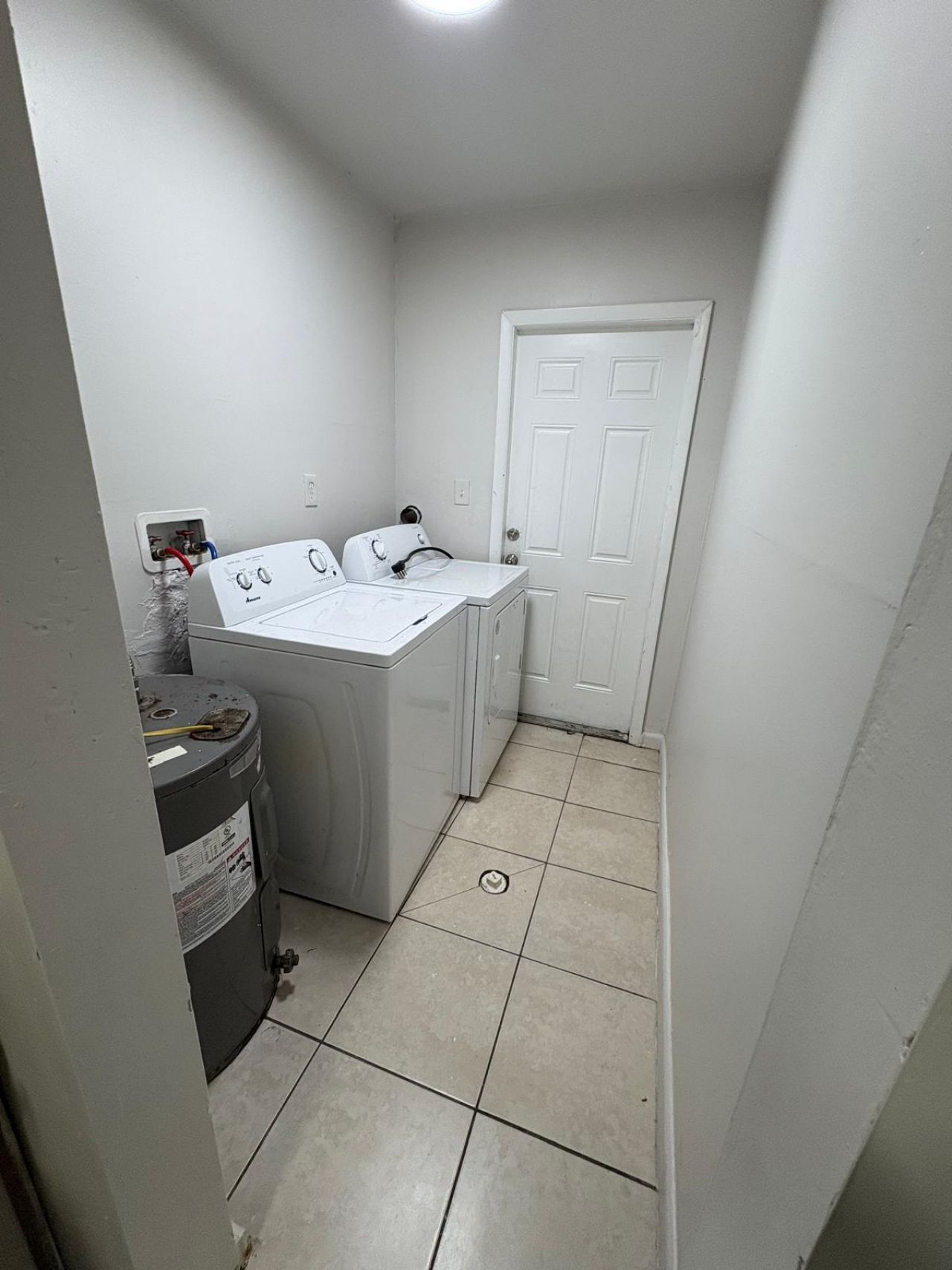 900 NW 17th Avenue, Unit East, Fort Lauderdale, FL 33311 Photo