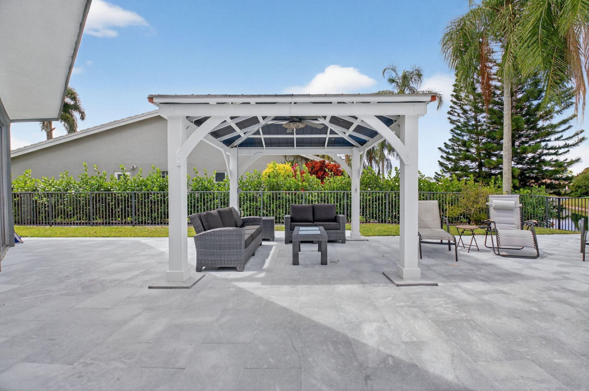 4869 Pineview Circle, Delray Beach, FL 33445 Photo