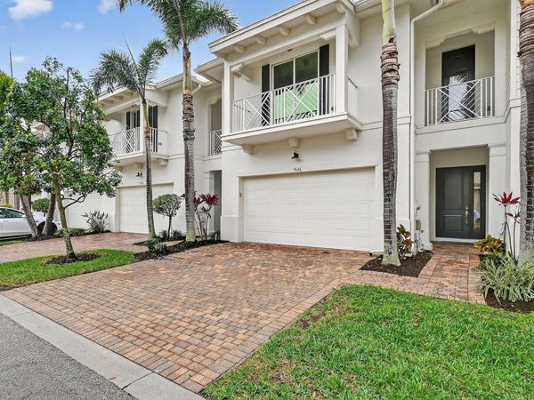 5146 Hamilton Court, Palm Beach Gardens, FL 33418