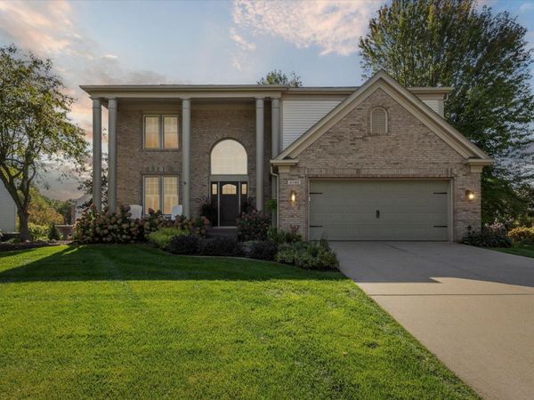 4546 Forest Meadows Drive SE, Grand Rapids, MI 49546