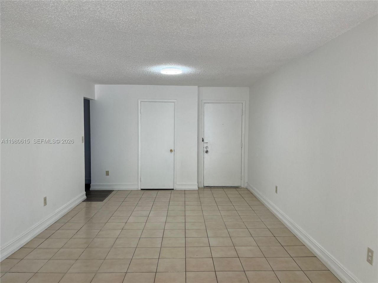 9190 Fontainebleau Blvd , Unit 202, Miami, FL 33172 Photo