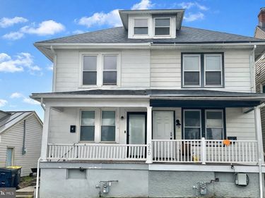 218 W FRANKLIN STREET, WOMELSDORF, PA 19567