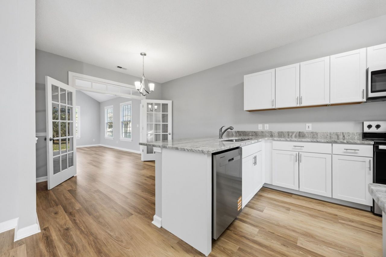 1537 Southwood Dr. Photo 14