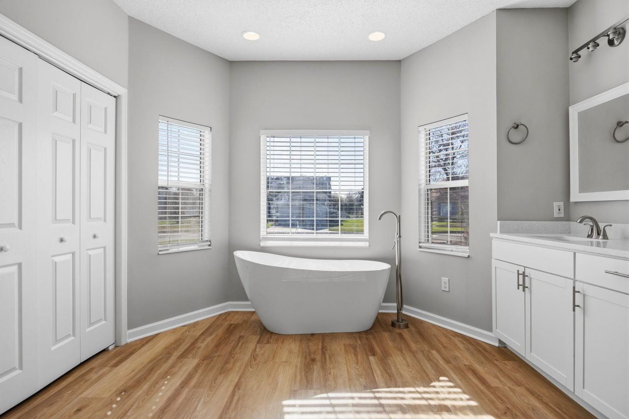 1537 Southwood Dr. Photo 22