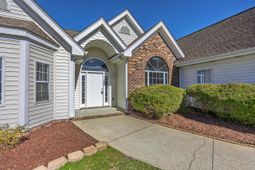 1537 Southwood Dr. photo 4