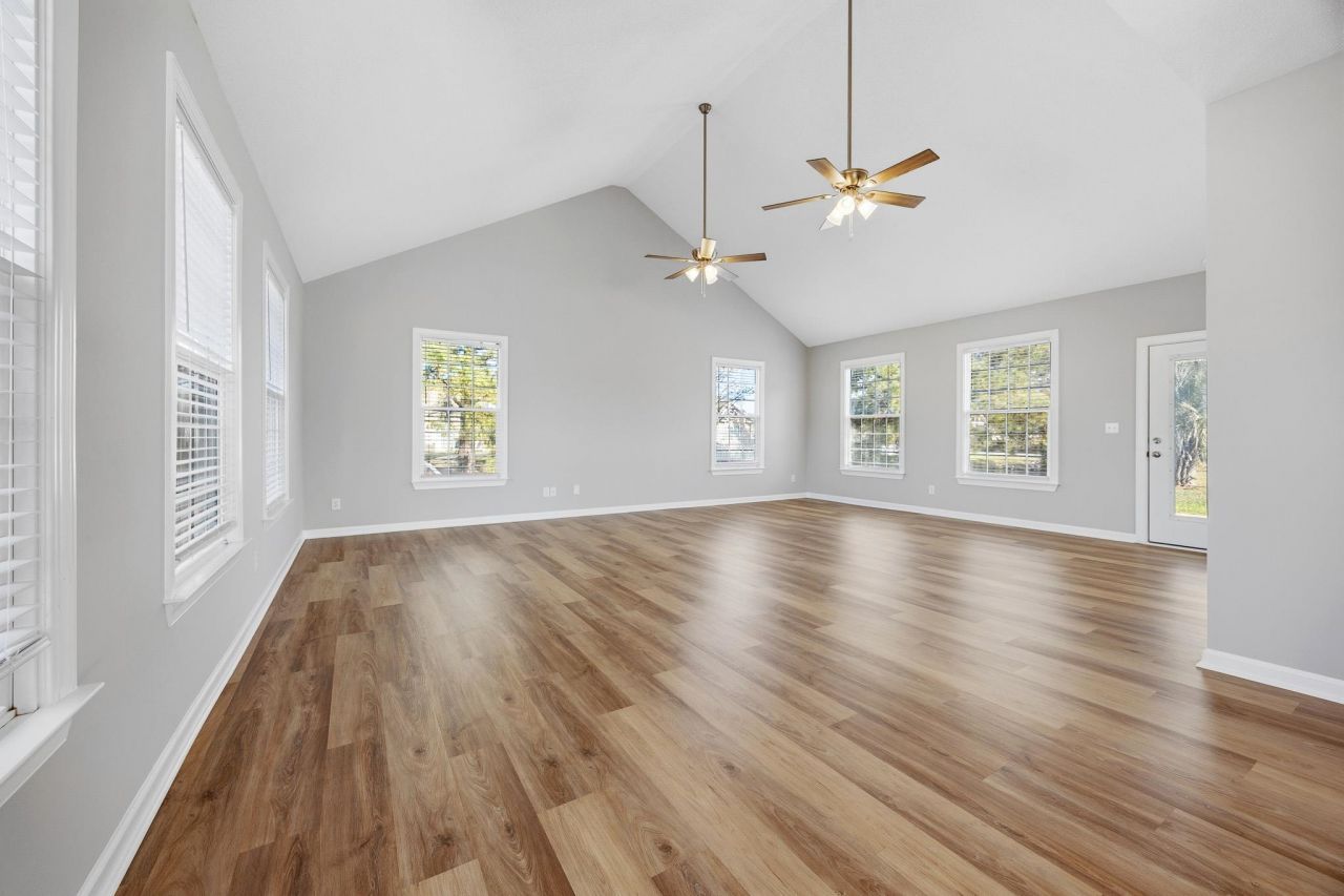 1537 Southwood Dr. Photo 8