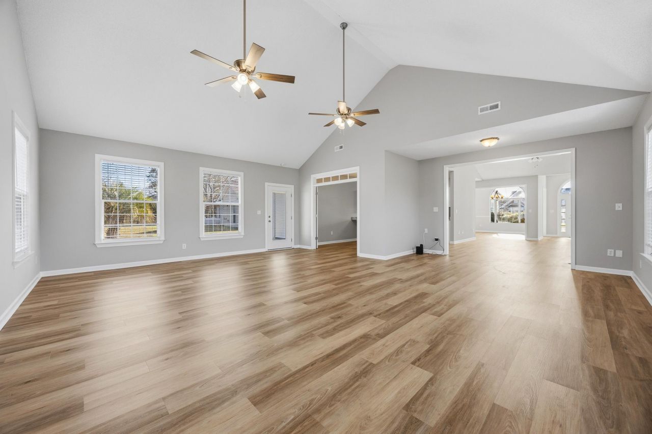 1537 Southwood Dr. Photo 9