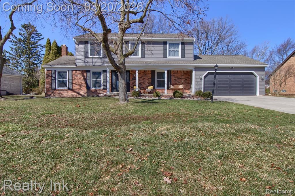 25472 Livingston Circle, Farmington Hills, MI 48335 Main Photo