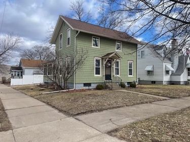 426 W 4th Street, Winona, MN 55987