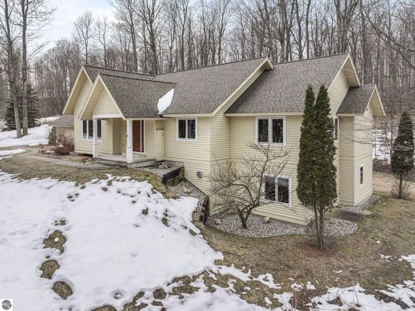 9871 Woodcrest Court E, Unit 20 & 2, Suttons Bay, MI 49682