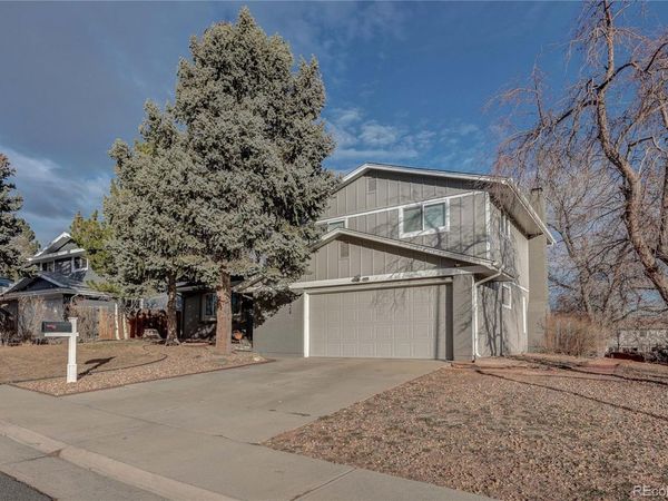 1424 S Simms Street, Lakewood, CO 80232