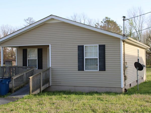 317 W Short St , Manchester, TN 37355