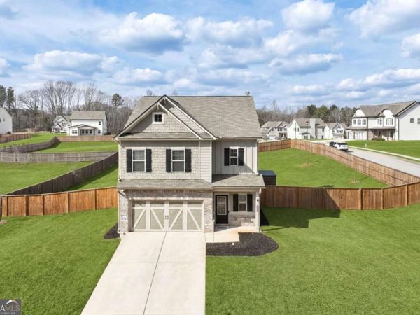 199 Laurel Cove Drive, Hoschton, GA 30548