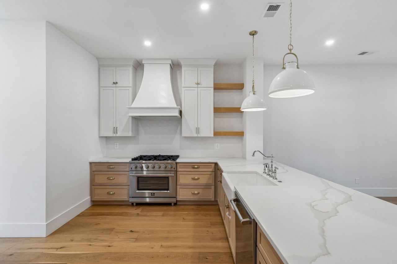 1160 Blakeway Street Photo 25